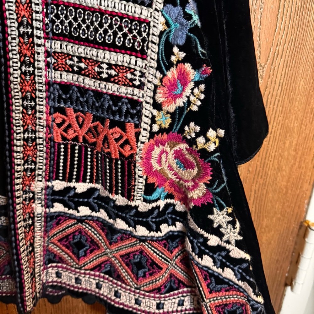 Johnny Was Velvet Kimono Jacket - Picture 2 of 7
